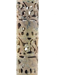 Räucherstäbchen-Turm aus Speckstein mit Elefanten, 24 cm